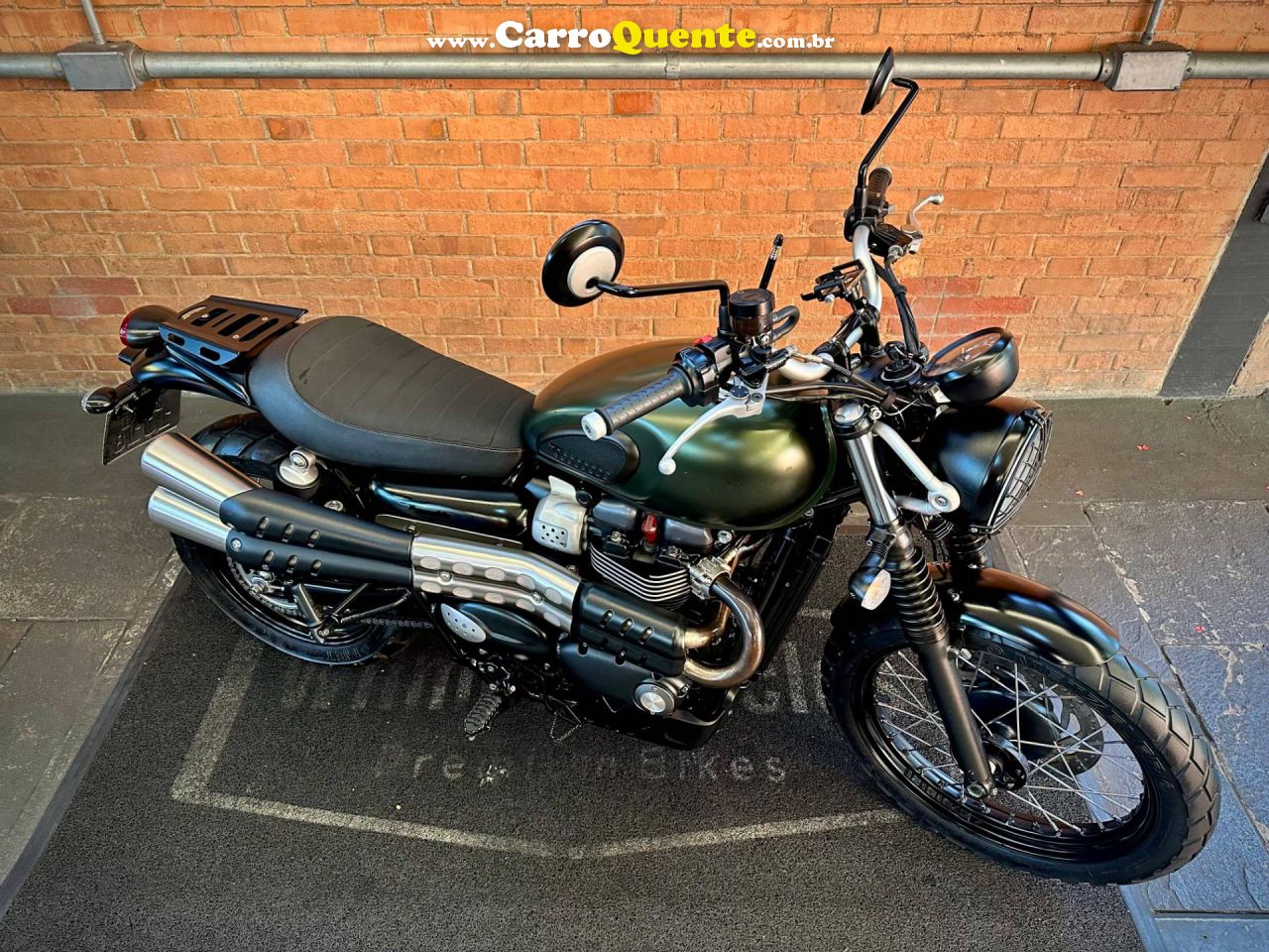 TRIUMPH STREET SCRAMBLER 2017 - Loja