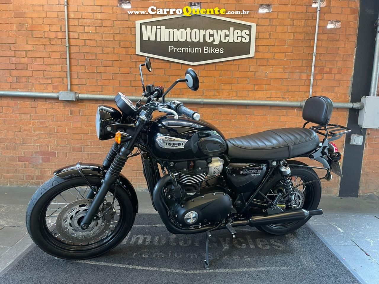 TRIUMPH BONNEVILLE T100 BLACK 900 2020 - Loja