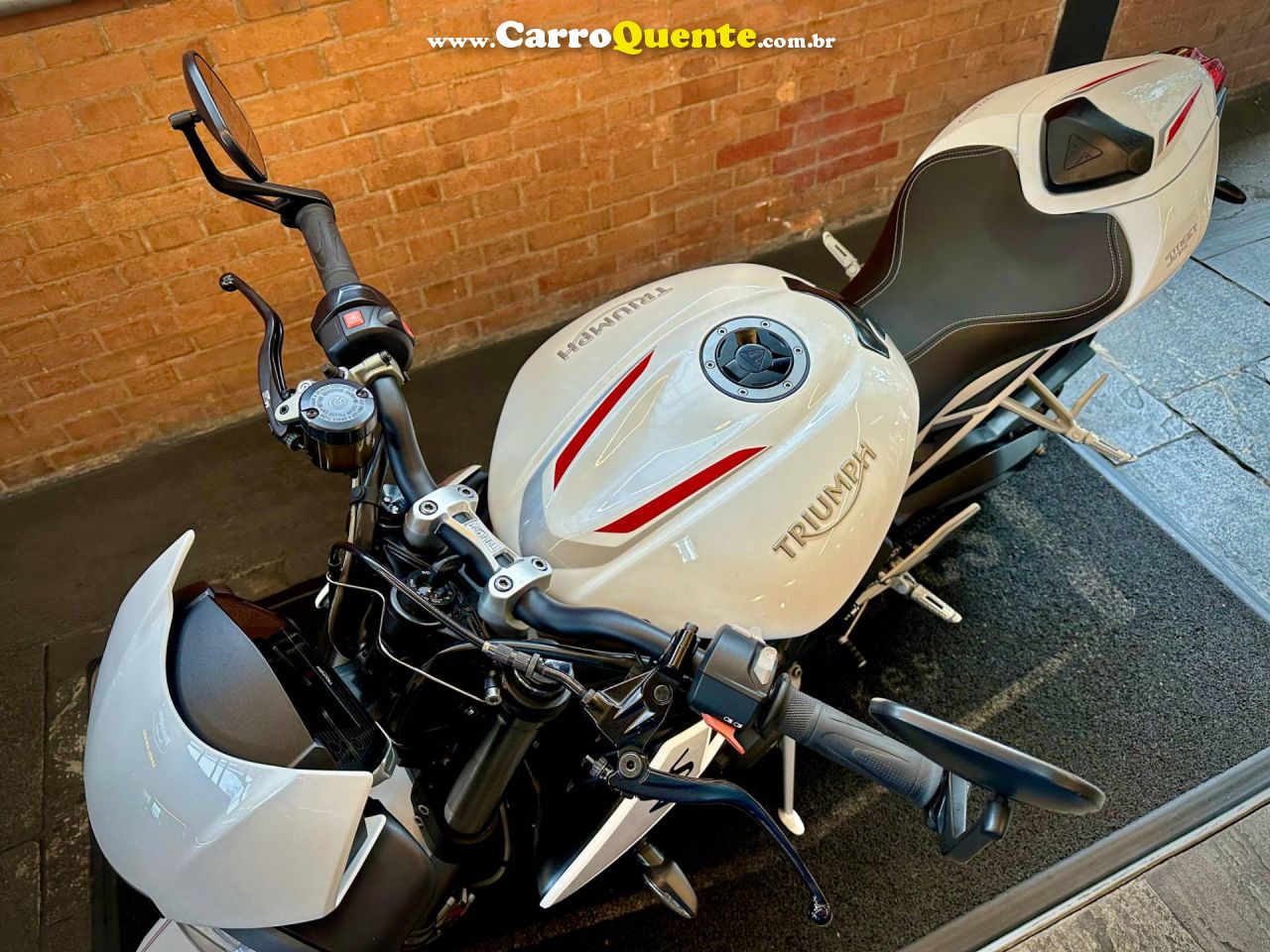 TRIUMPH STREET TRIPLE 765 RS 2020 - Loja
