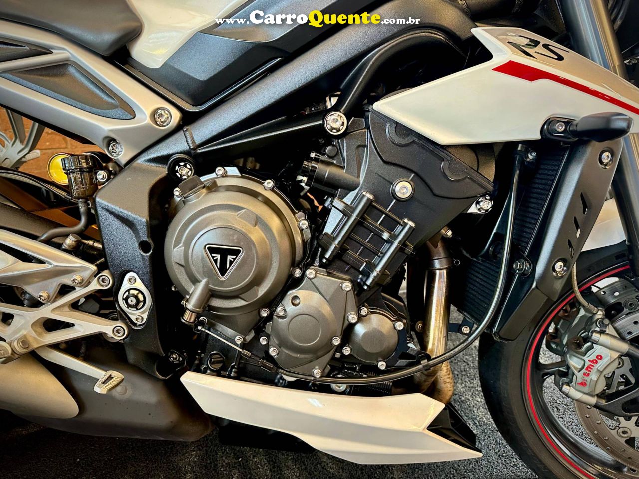 TRIUMPH STREET TRIPLE 765 RS 2020 - Loja