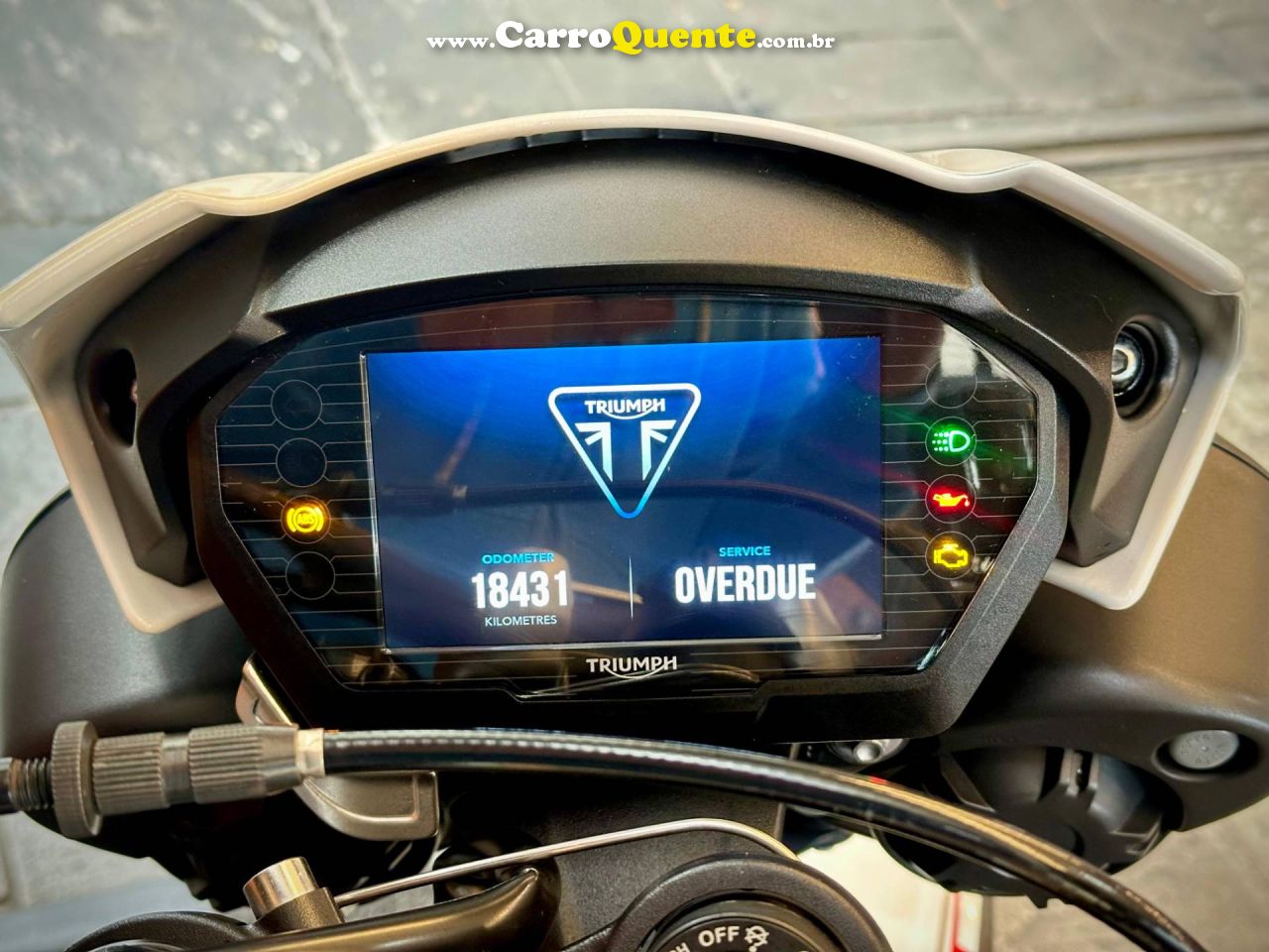 TRIUMPH STREET TRIPLE 765 RS 2020 - Loja