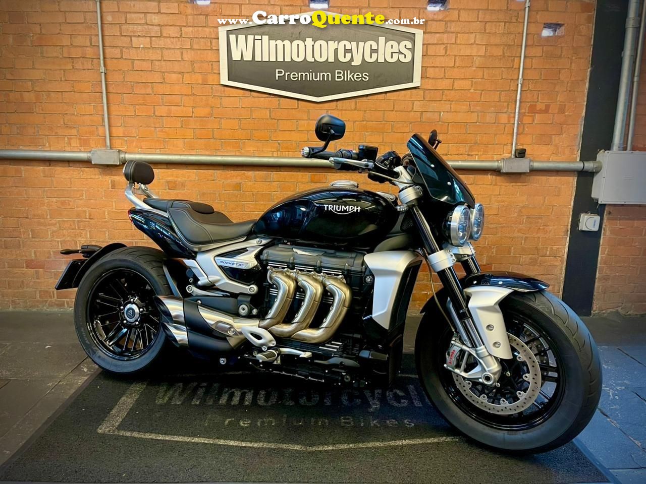 TRIUMPH ROCKET III R 2020 - Loja