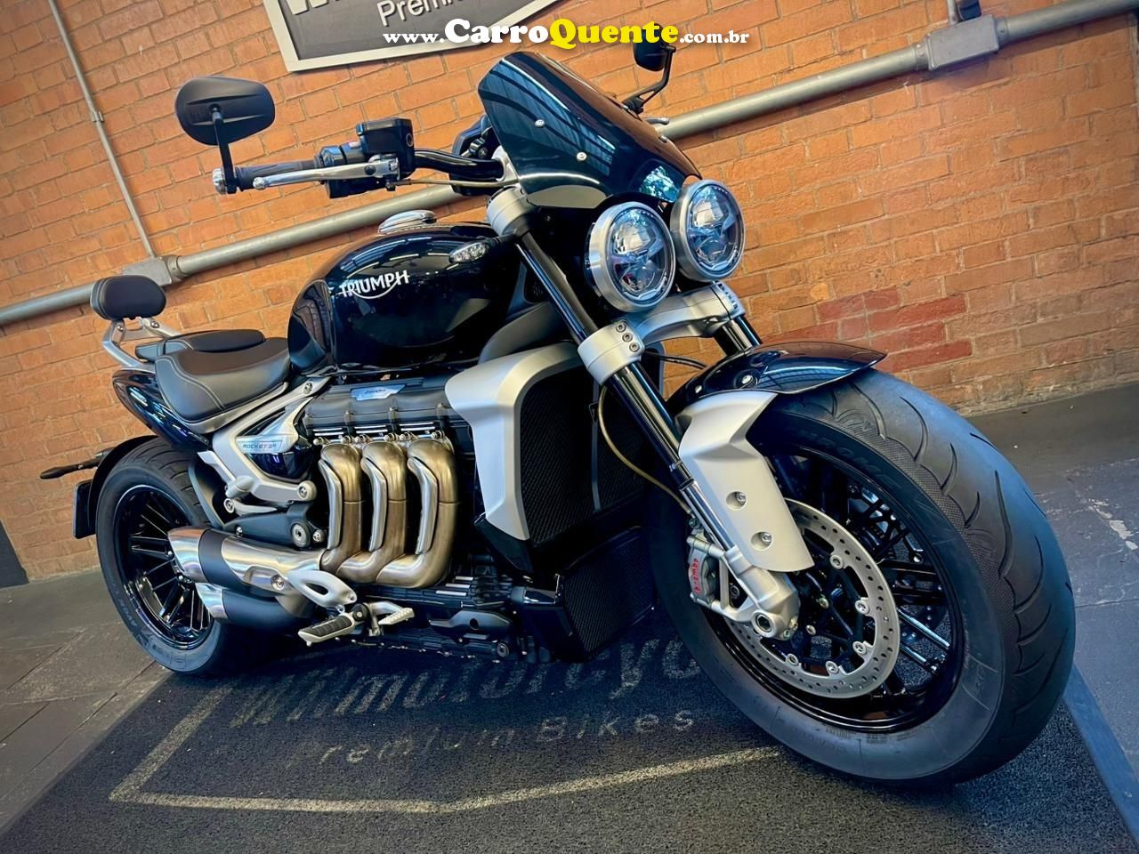 TRIUMPH ROCKET III R 2020 - Loja