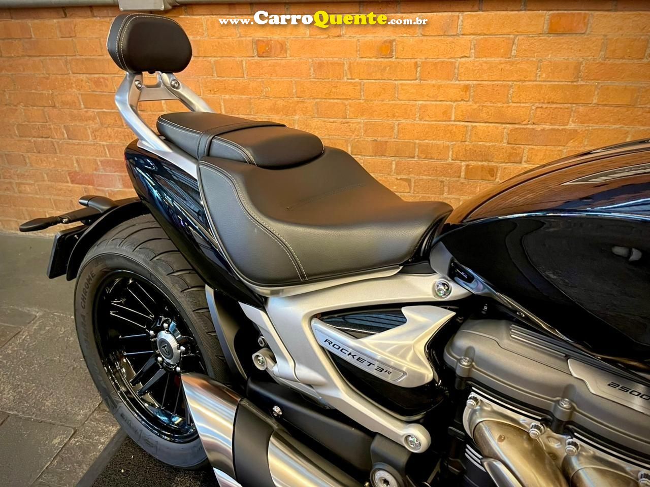 TRIUMPH ROCKET III R 2020 - Loja