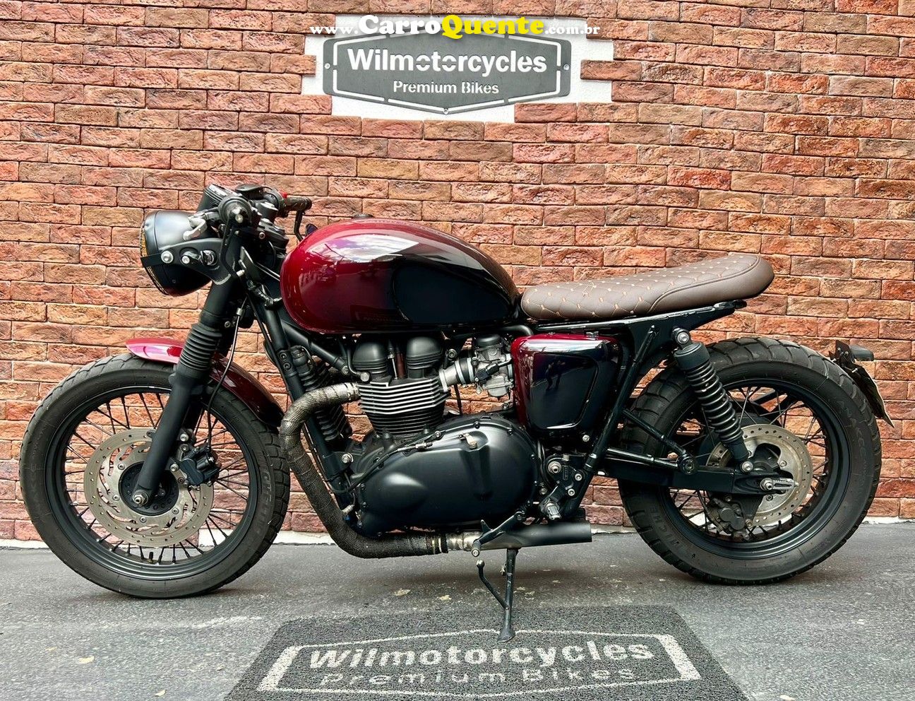 TRIUMPH BONNEVILLE T 100 865 2014 - Loja