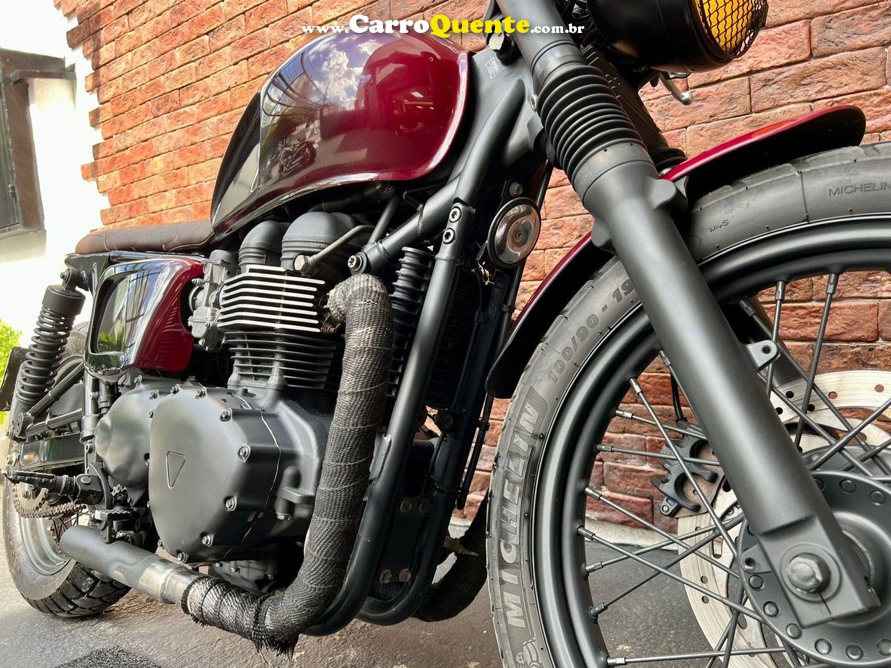 TRIUMPH BONNEVILLE T 100 865 2014 - Loja