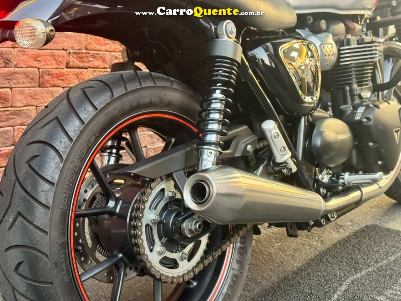 TRIUMPH STREET TWIN 2016 - Loja
