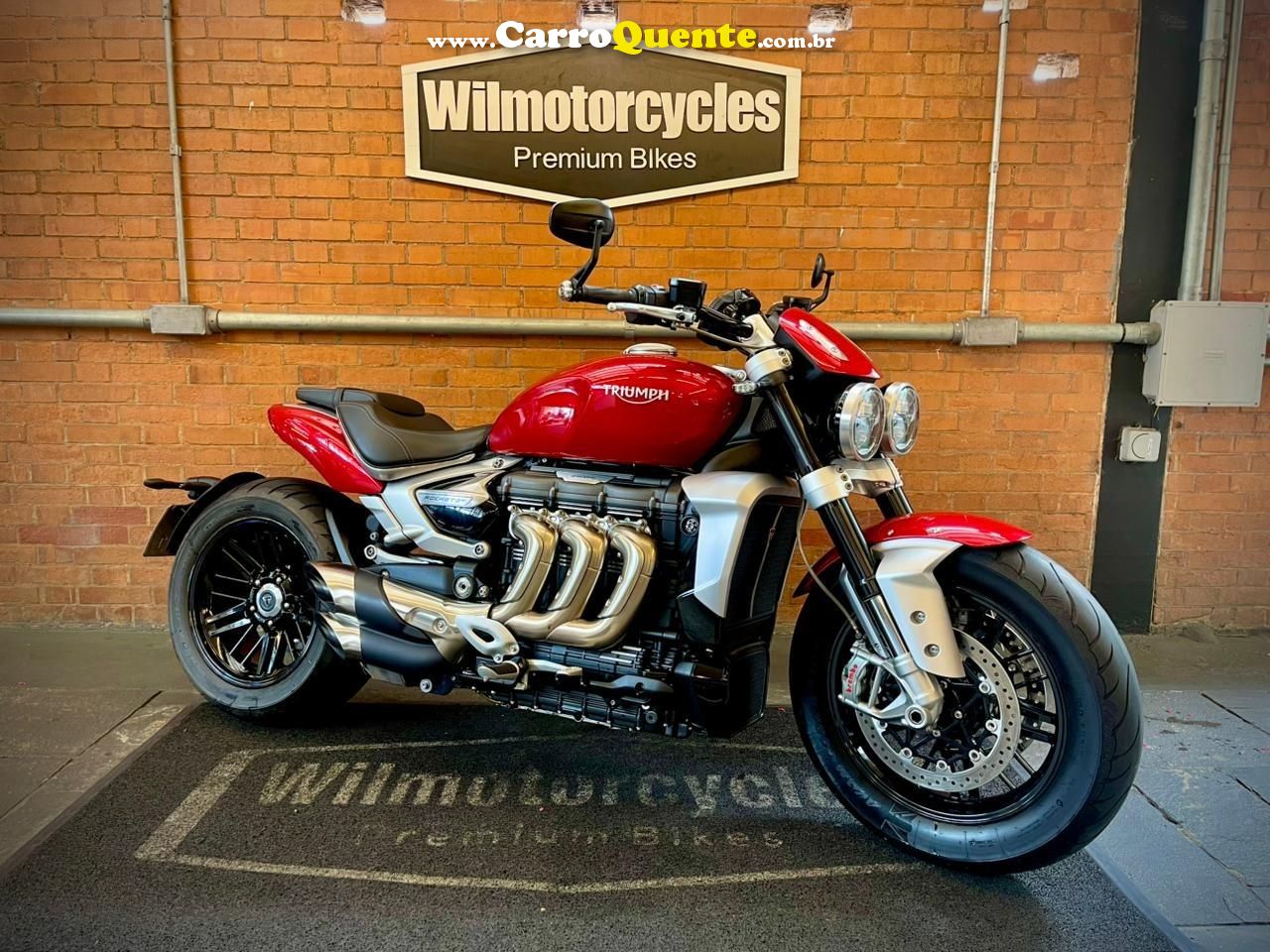TRIUMPH ROCKET III R 2022 - Loja