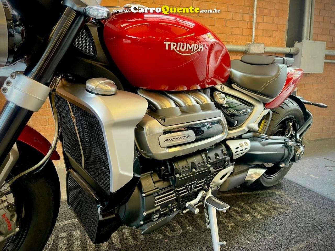 TRIUMPH ROCKET III R 2022 - Loja