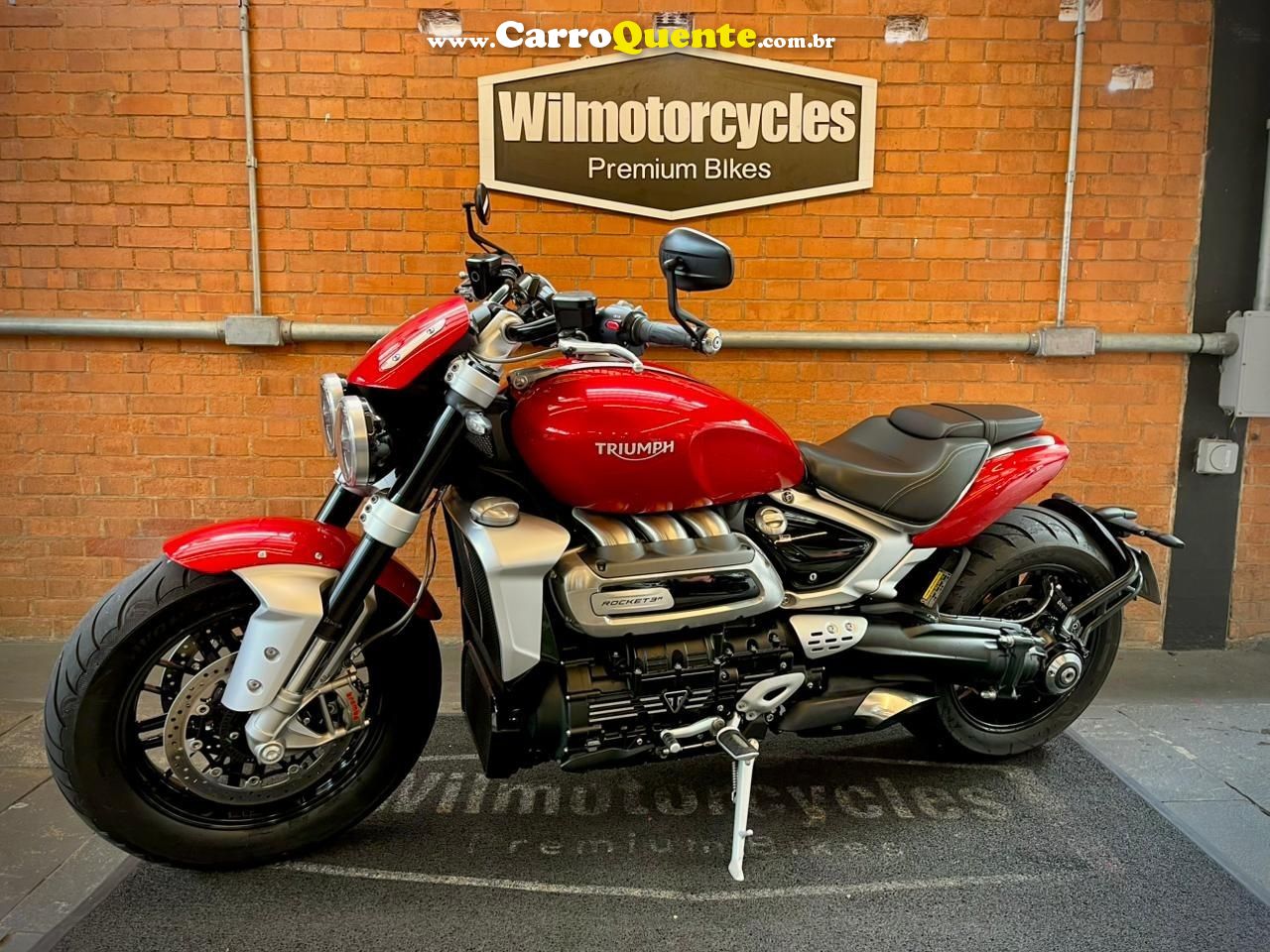 TRIUMPH ROCKET III R 2022 - Loja