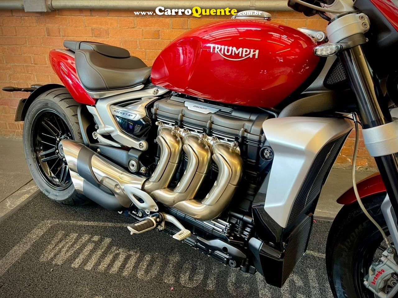 TRIUMPH ROCKET III R 2022 - Loja