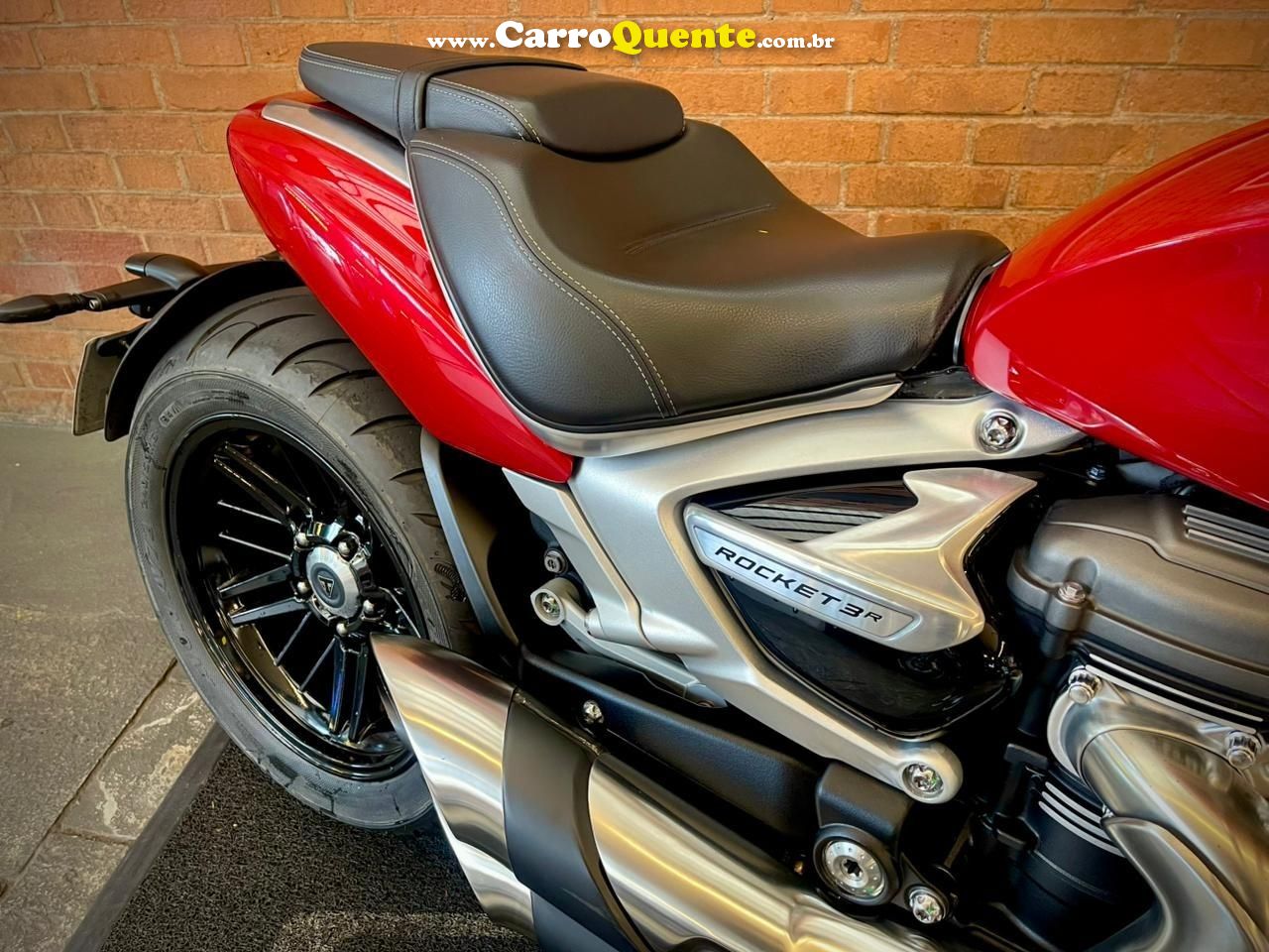 TRIUMPH ROCKET III R 2022 - Loja