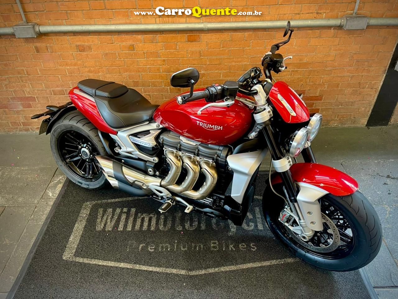 TRIUMPH ROCKET III R 2022 - Loja