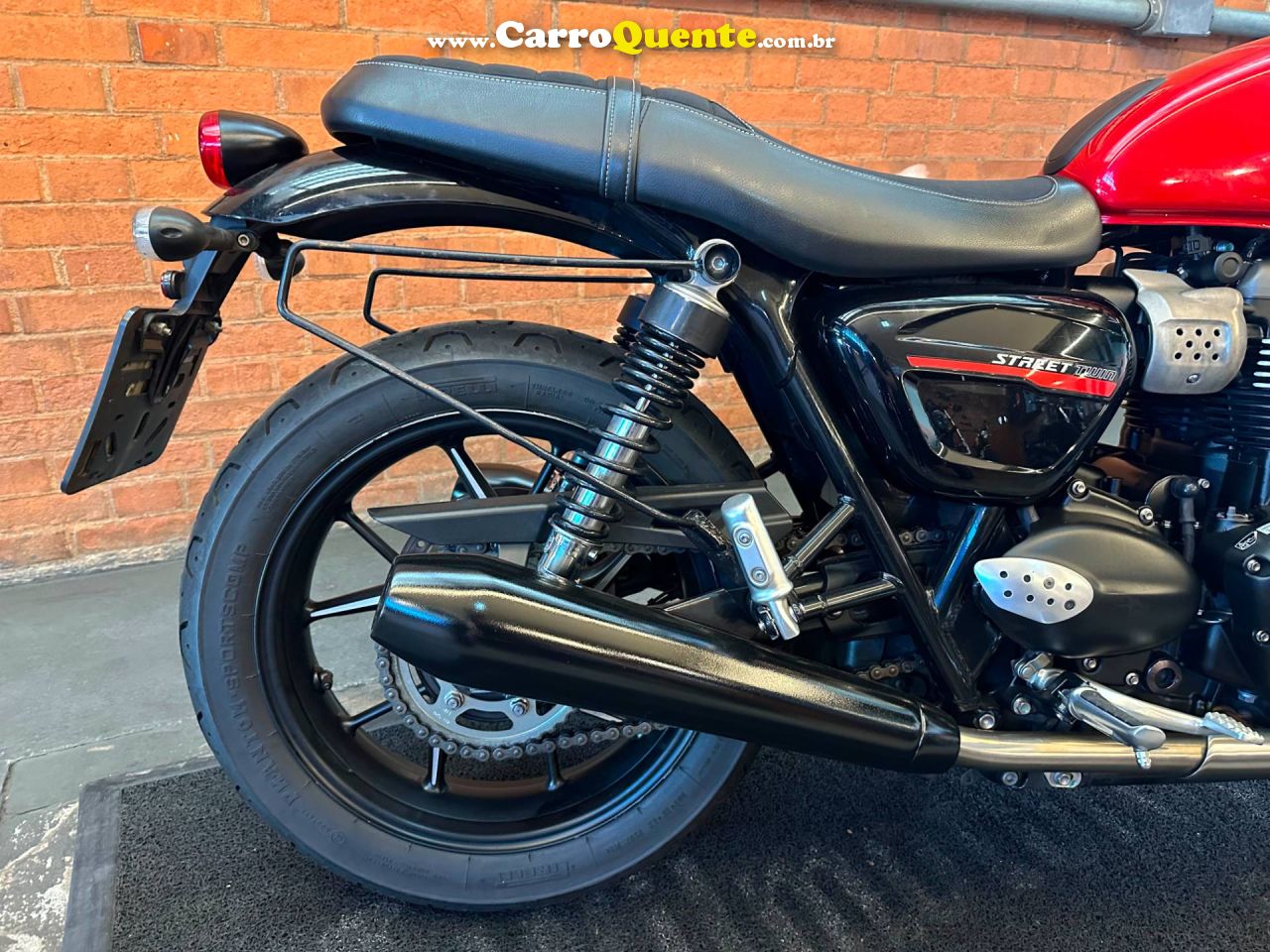 TRIUMPH STREET TWIN 2020 - Loja