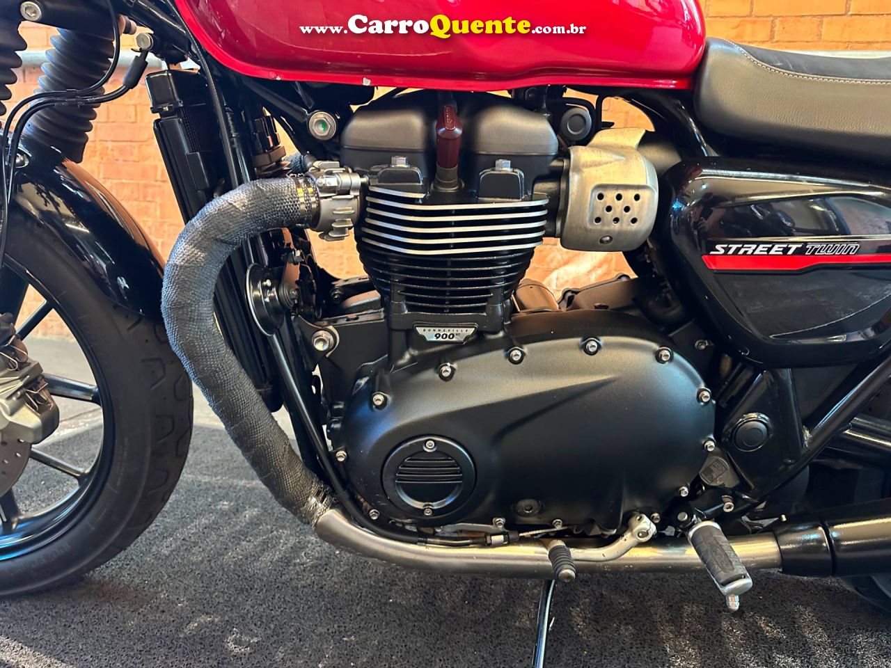TRIUMPH STREET TWIN 2020 - Loja