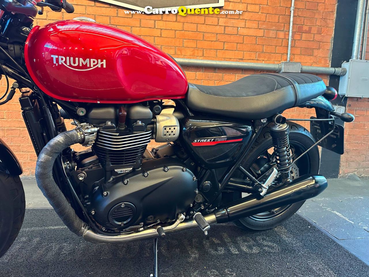 TRIUMPH STREET TWIN 2020 - Loja