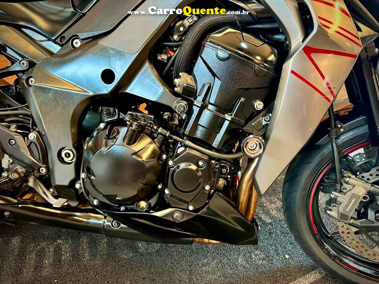 KAWASAKI Z1000 ABS 2020 - Loja