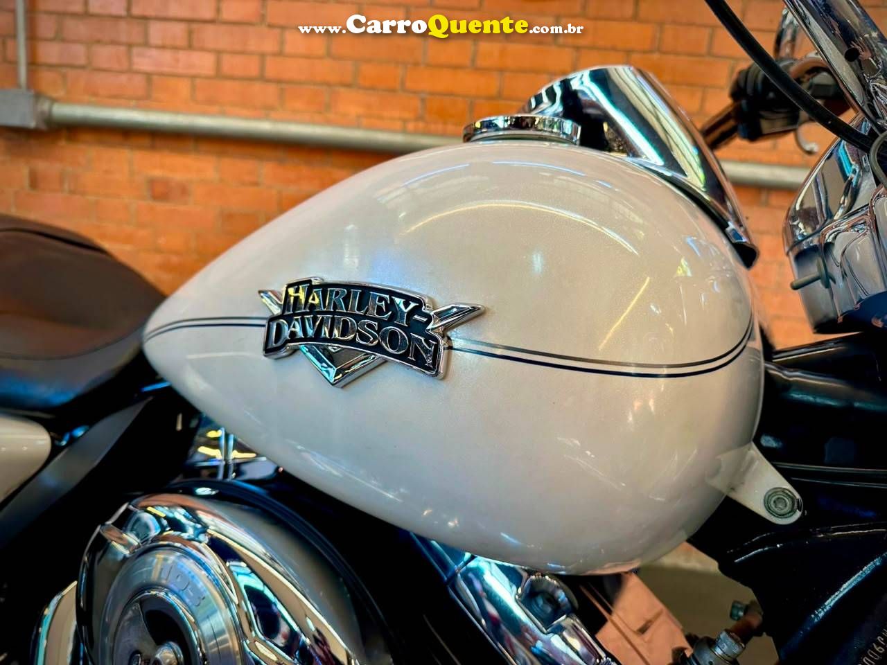 HARLEY-DAVIDSON ROAD KING CLASSIC 2013 - Loja