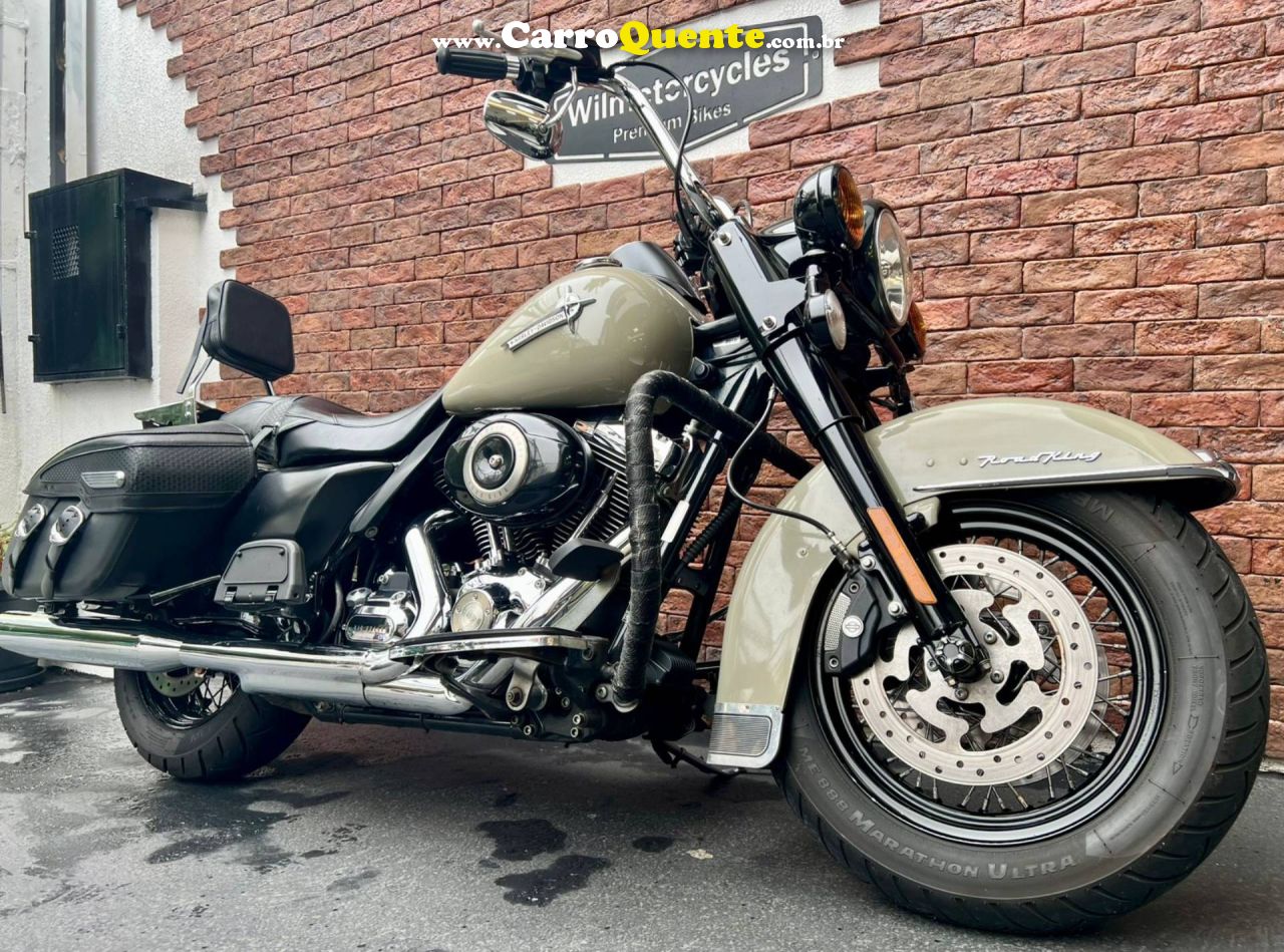 HARLEY-DAVIDSON ROAD KING CLASSIC 2010 - Loja