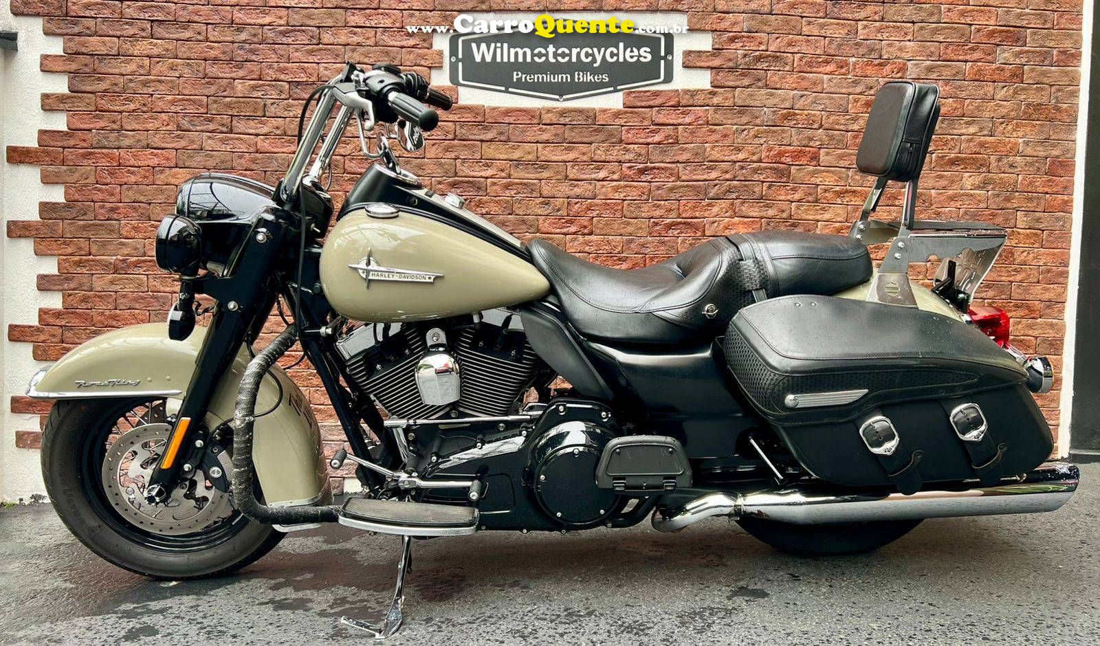 HARLEY-DAVIDSON ROAD KING CLASSIC 2010 - Loja