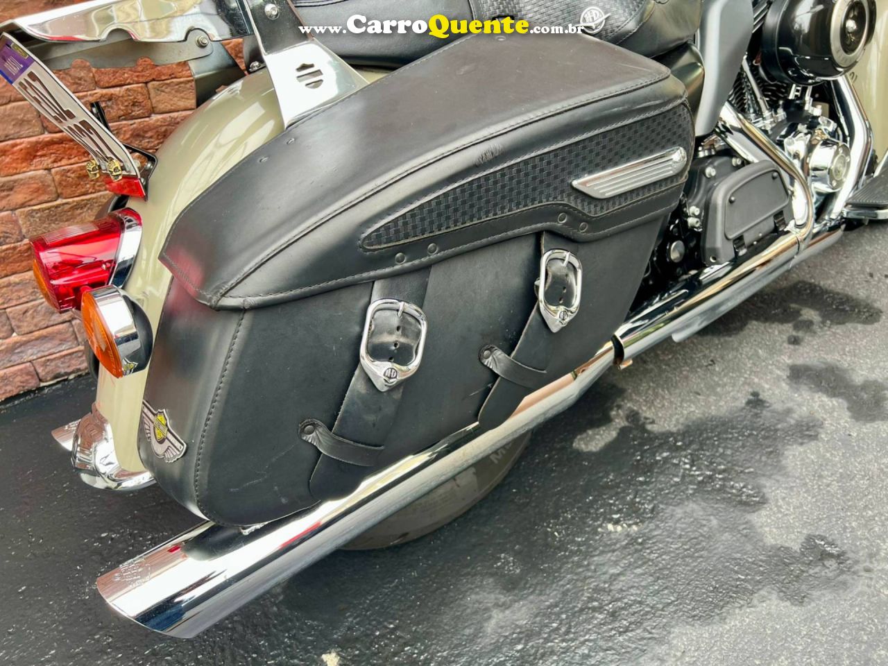 HARLEY-DAVIDSON ROAD KING CLASSIC 2010 - Loja