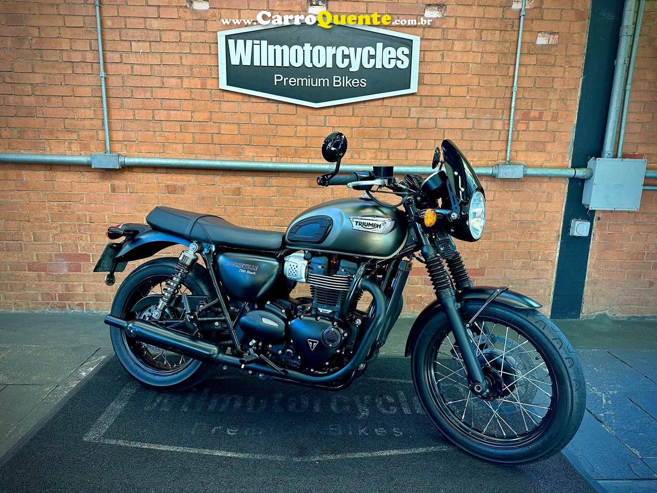 TRIUMPH BONNEVILLE T100 BLACK 900 2021 - Loja