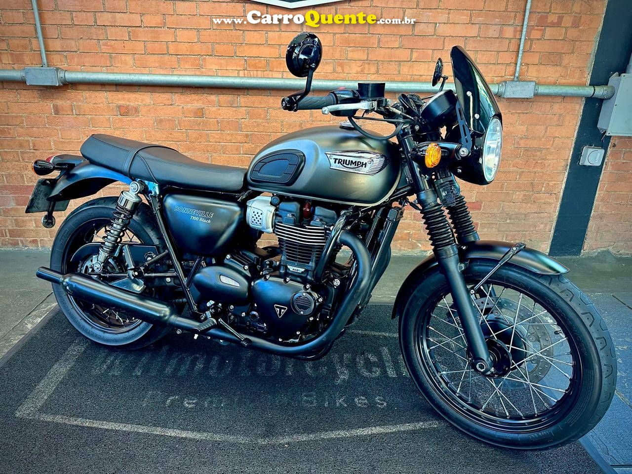 TRIUMPH BONNEVILLE T100 BLACK 900 2021 - Loja