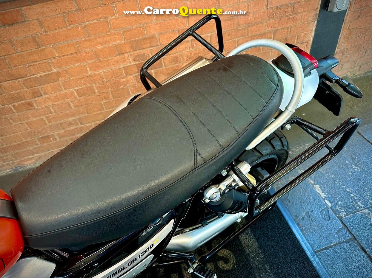 TRIUMPH BONNEVILLE SCRAMBLER 1200 XE 2024 - Loja