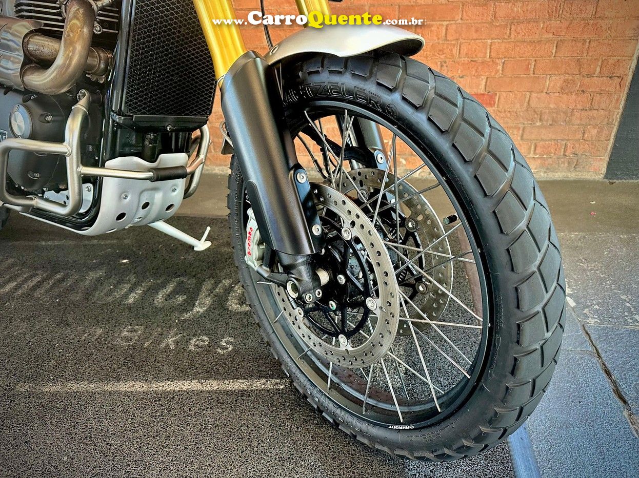 TRIUMPH BONNEVILLE SCRAMBLER 1200 XE 2024 - Loja