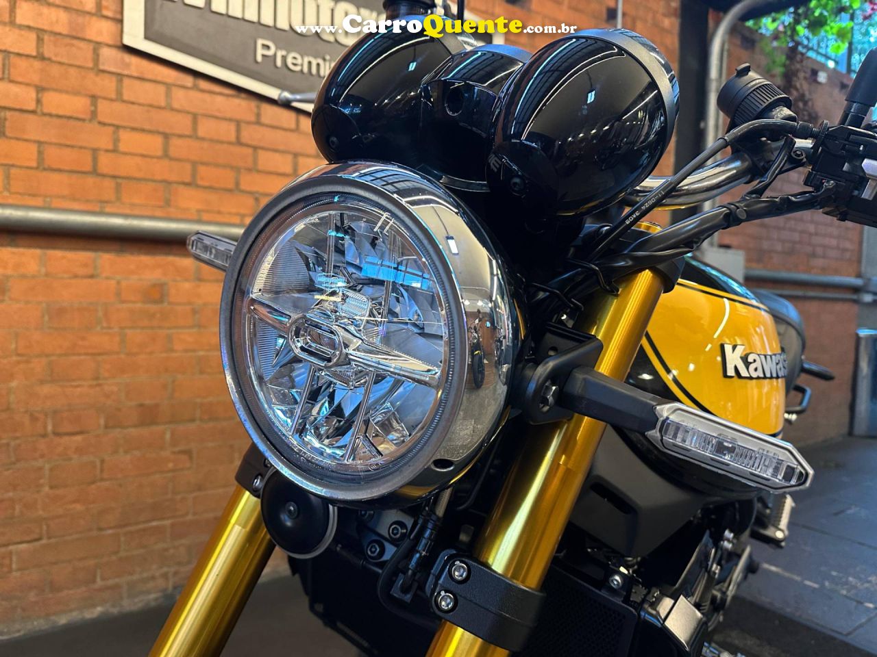 KAWASAKI Z900 R EDITION 2023 - Loja
