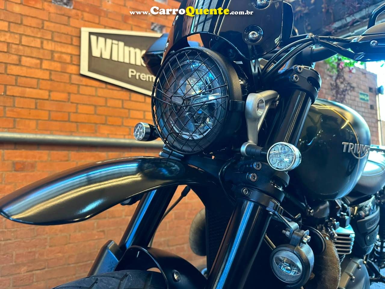 TRIUMPH BONNEVILLE SCRAMBLER 1200 XC 2019 - Loja