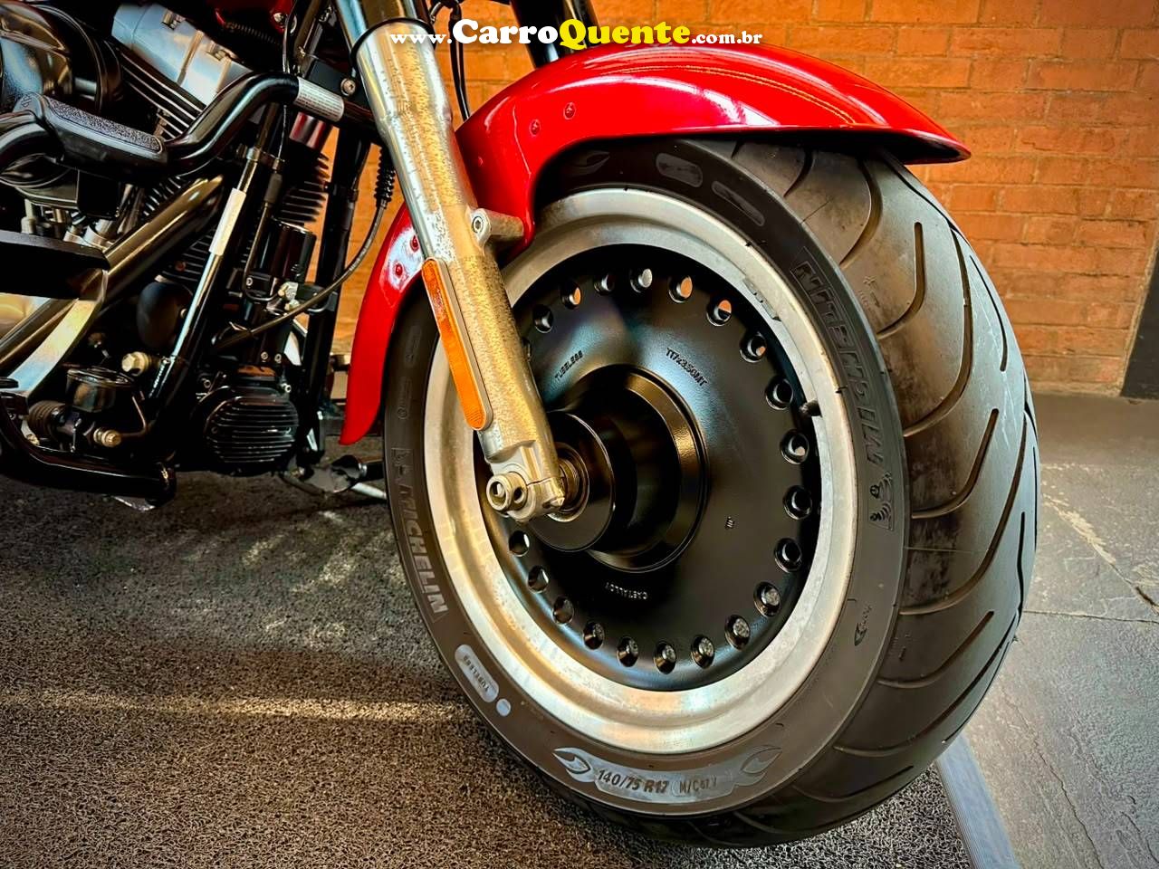 HARLEY-DAVIDSON SOFTAIL FAT BOY SPECIAL 2013 - Loja