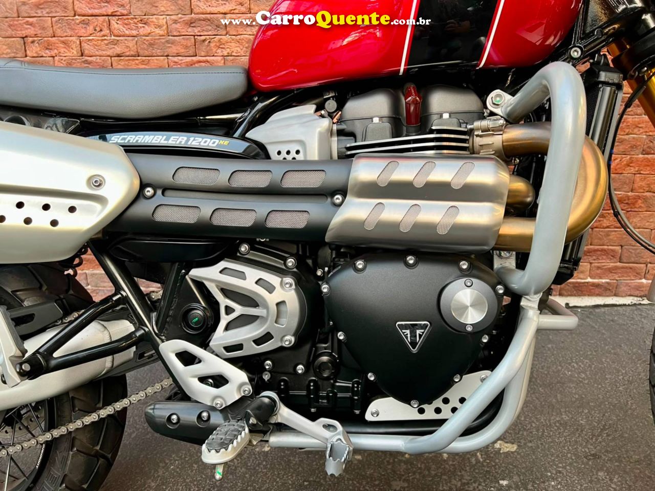 TRIUMPH BONNEVILLE SCRAMBLER 1200 XE 2023 - Loja