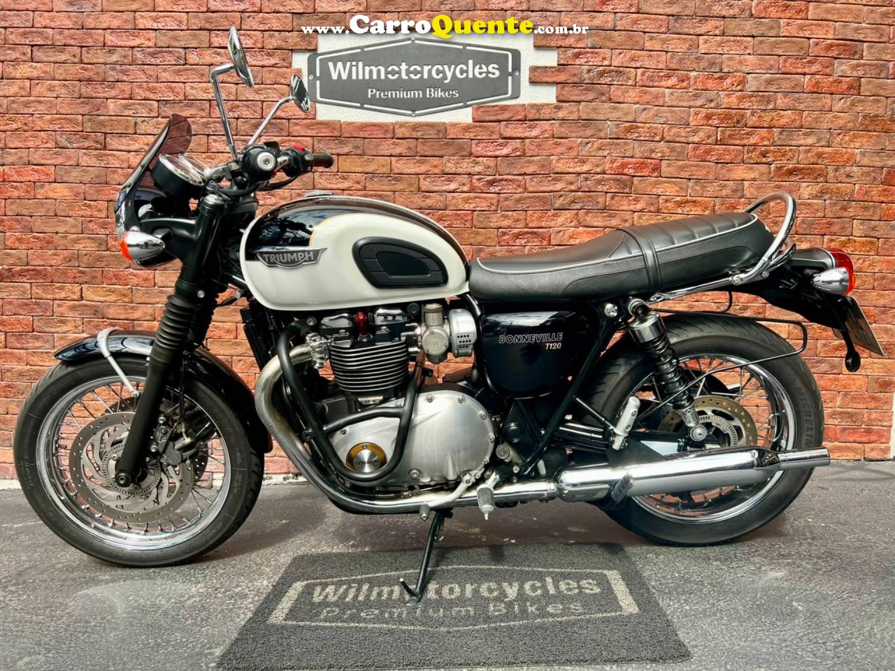 TRIUMPH BONNEVILLE T120 1200 2017 - Loja