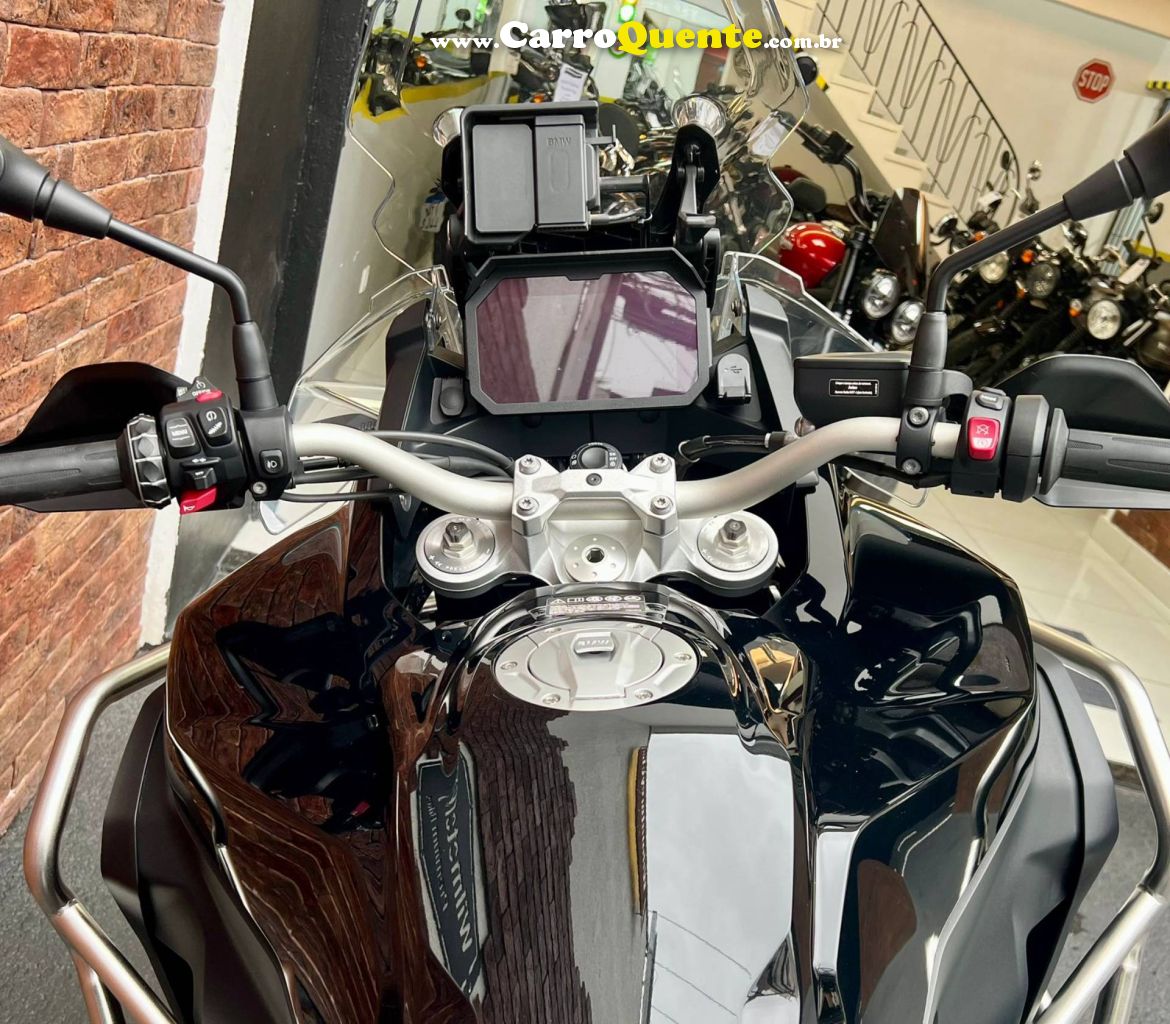 BMW F 900 GS ADVENTURE 2025 - Loja