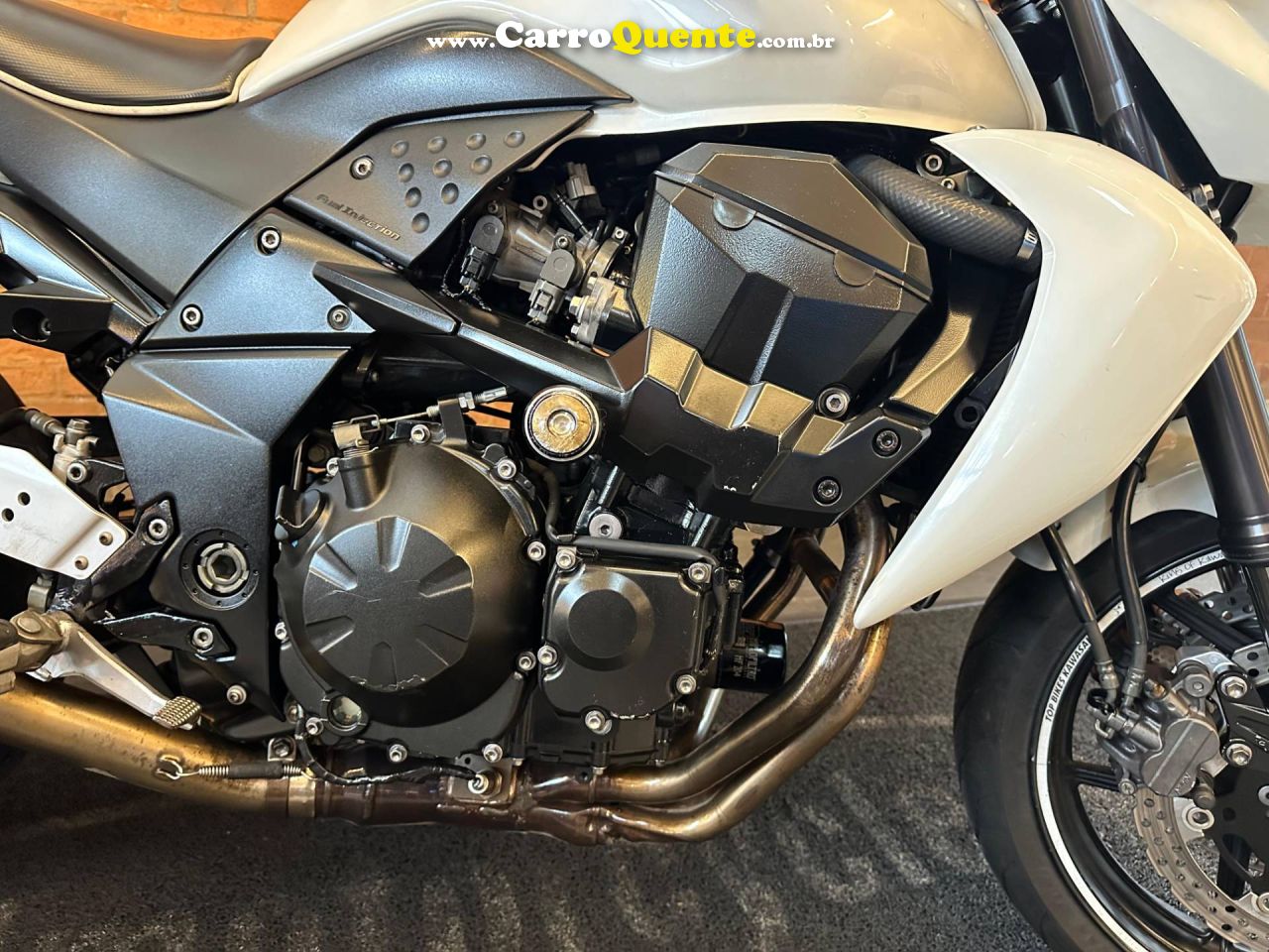KAWASAKI Z750 2011 - Loja