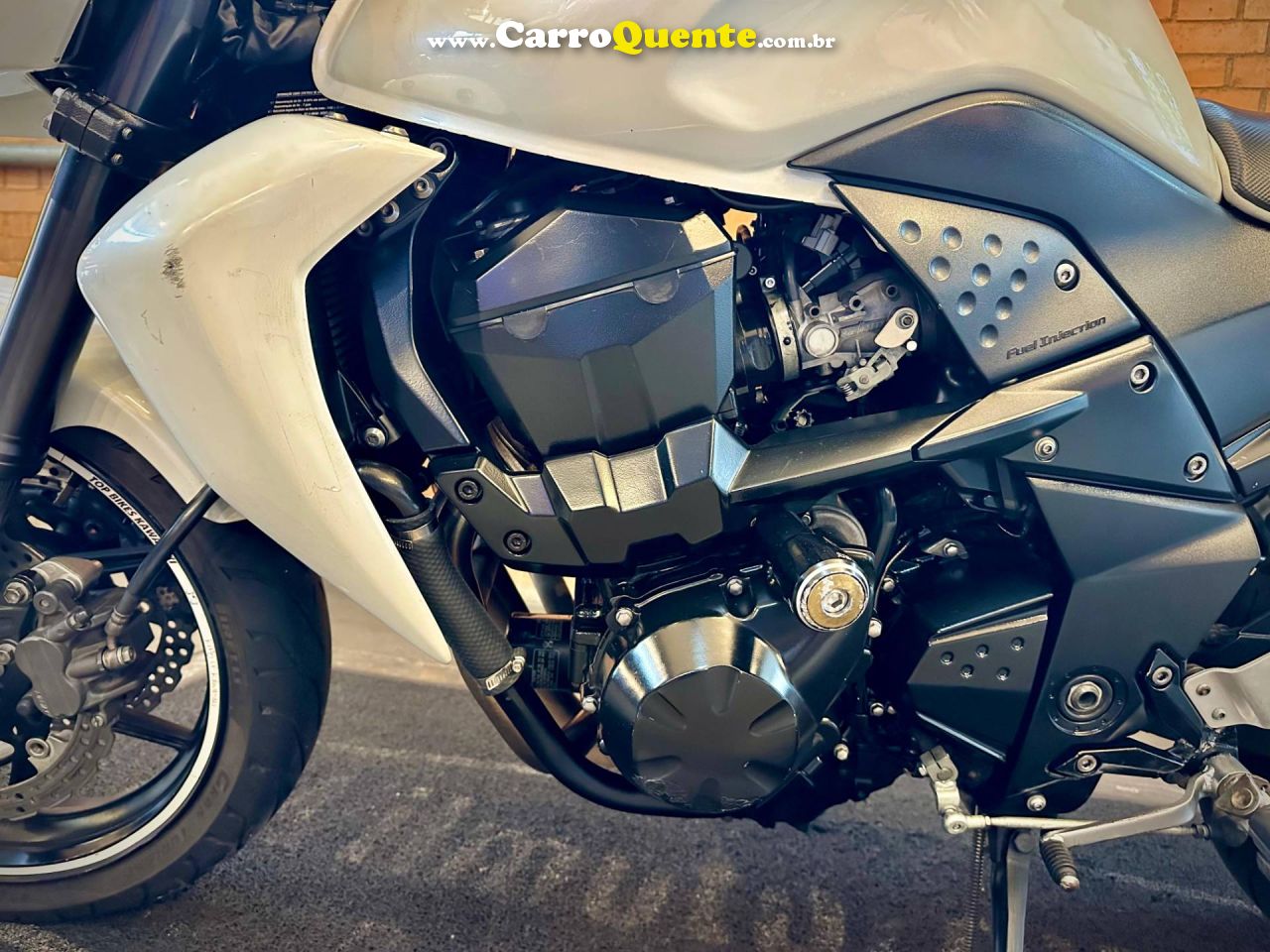KAWASAKI Z750 2011 - Loja