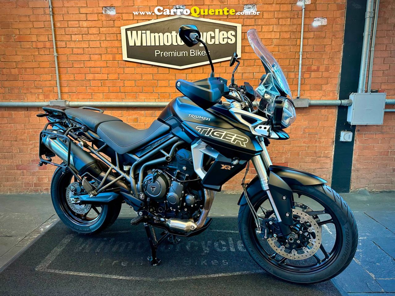 TRIUMPH TIGER 800 XRT 2020 - Loja