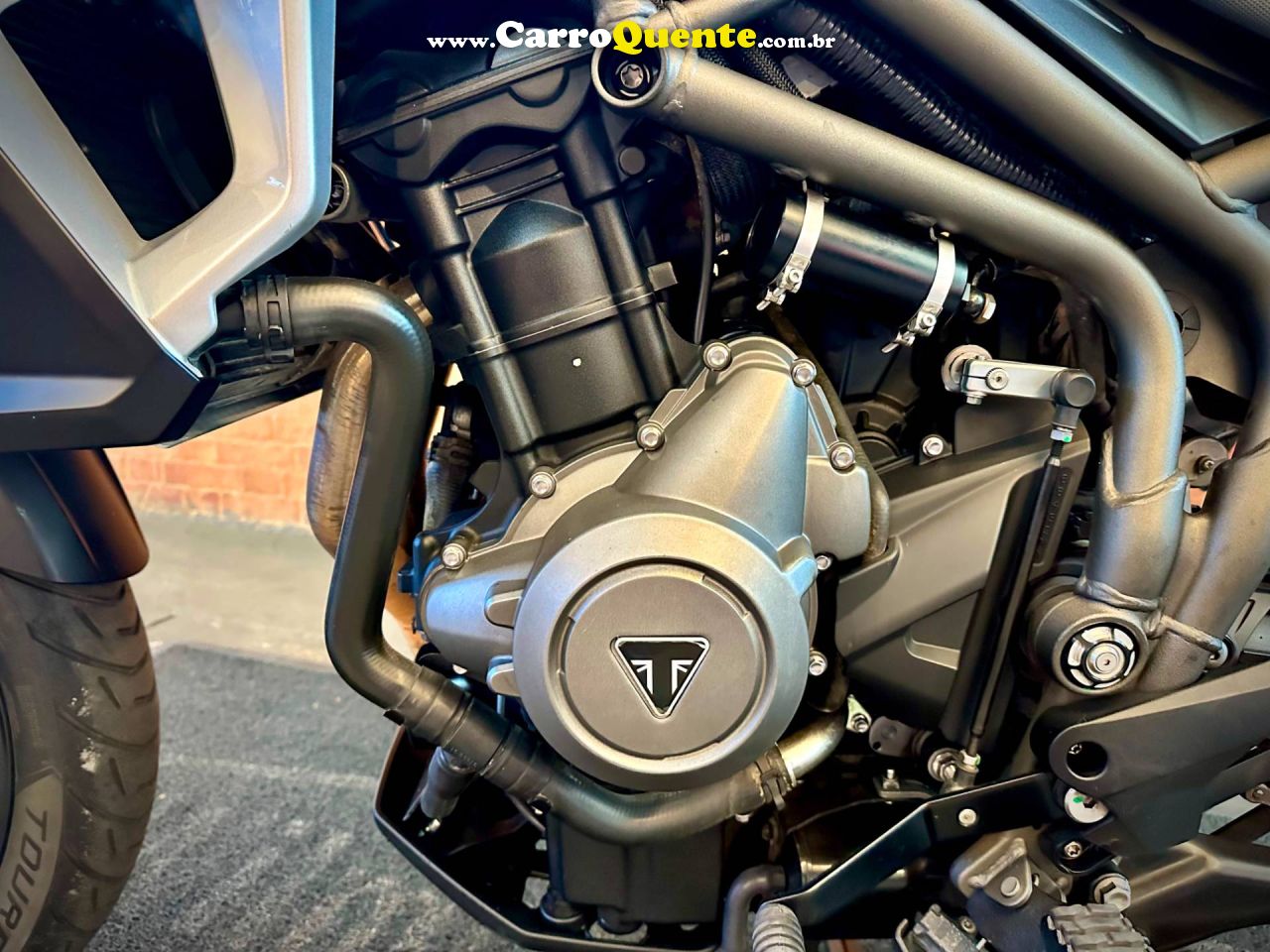 TRIUMPH TIGER 800 XRT 2020 - Loja