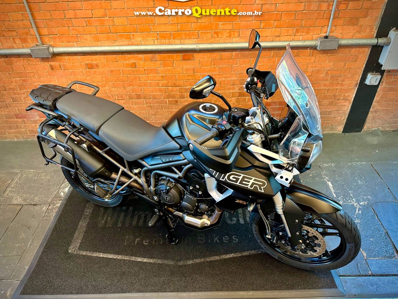TRIUMPH TIGER 800 XRT 2020 - Loja