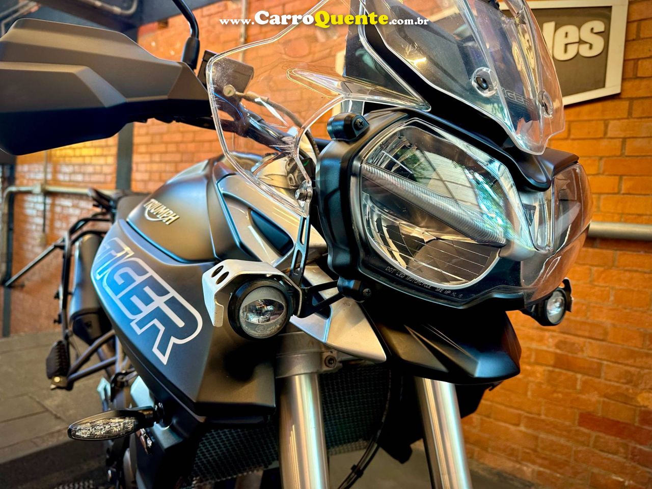 TRIUMPH TIGER 800 XRT 2020 - Loja
