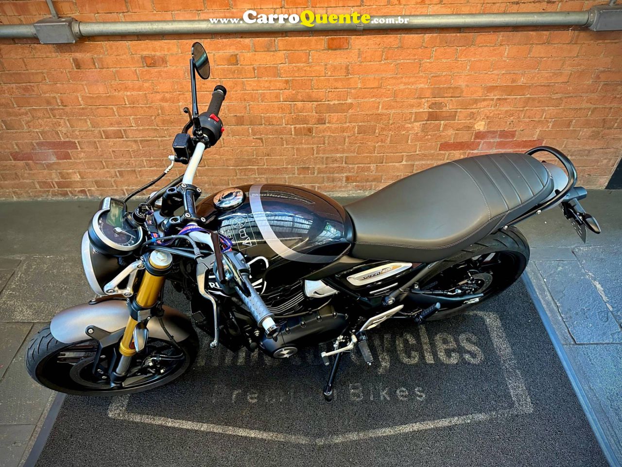 TRIUMPH SPEED 400 2025 - Loja