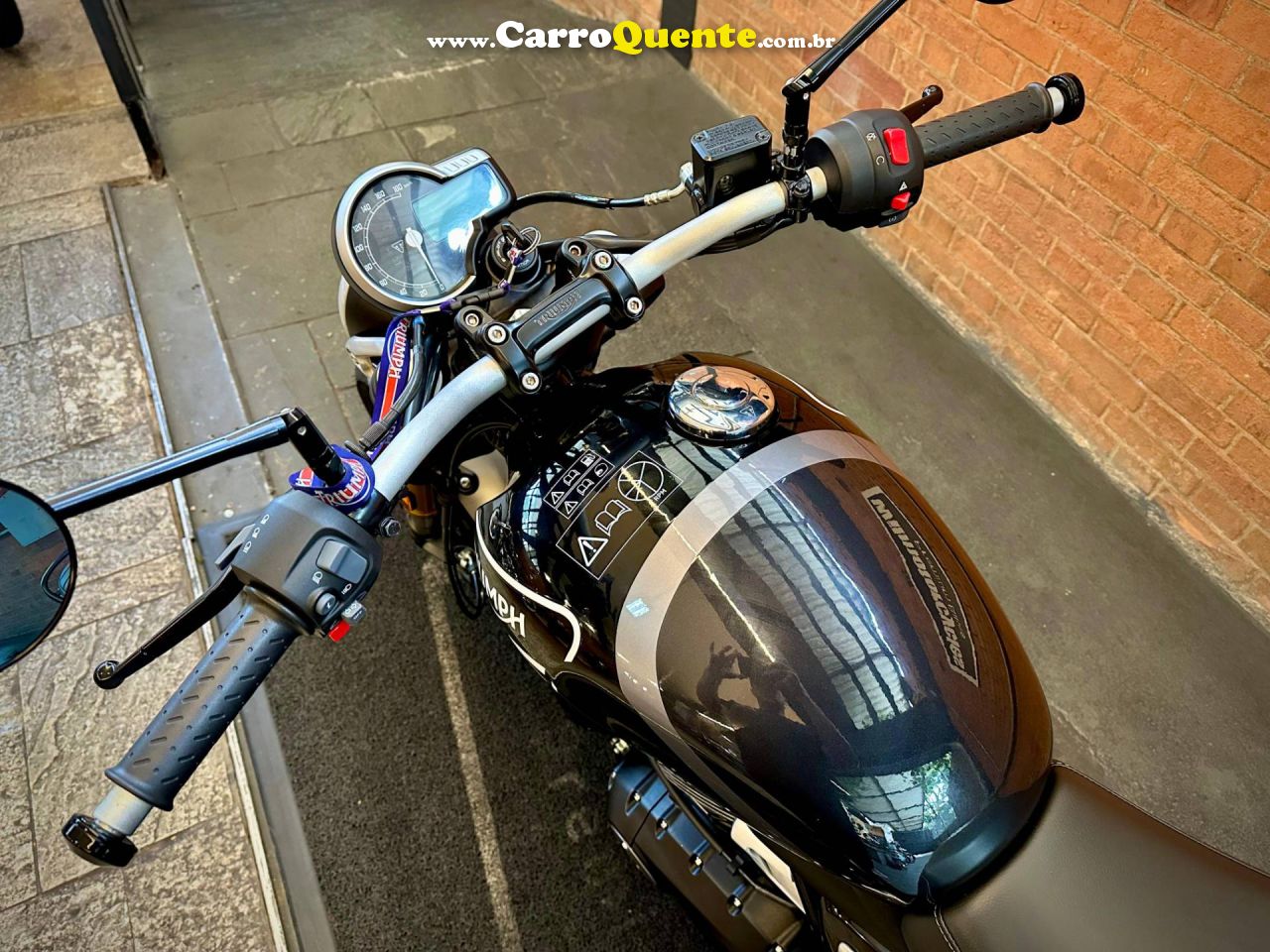 TRIUMPH SPEED 400 2025 - Loja
