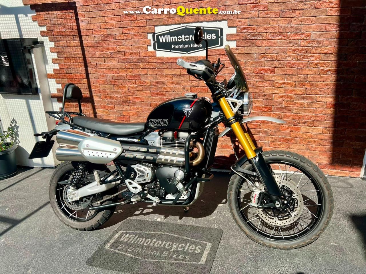 TRIUMPH BONNEVILLE SCRAMBLER 1200 XE 2024 - Loja