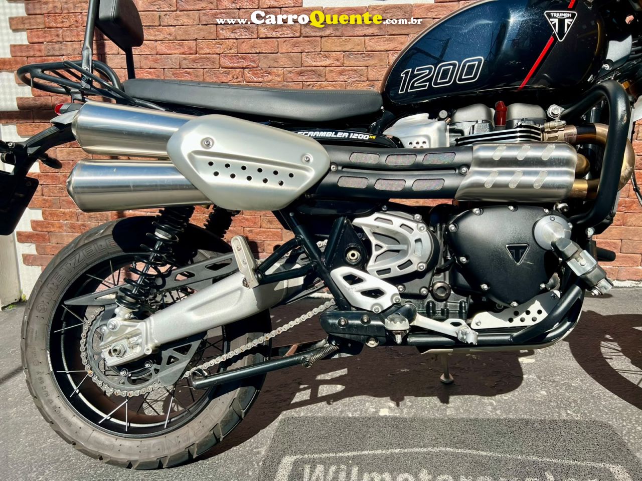 TRIUMPH BONNEVILLE SCRAMBLER 1200 XE 2024 - Loja
