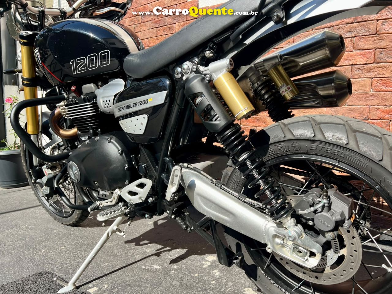 TRIUMPH BONNEVILLE SCRAMBLER 1200 XE 2024 - Loja