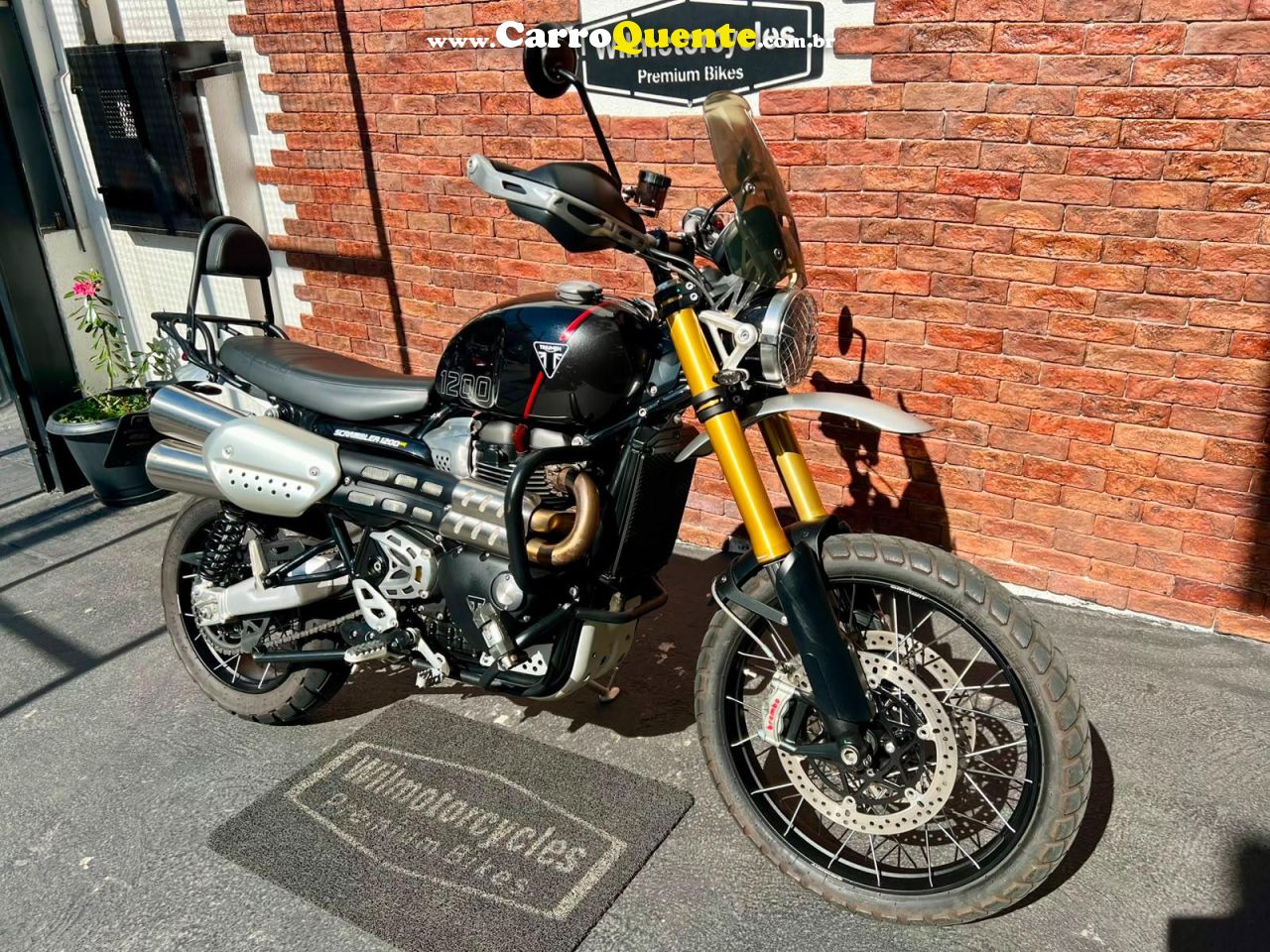TRIUMPH BONNEVILLE SCRAMBLER 1200 XE 2024 - Loja