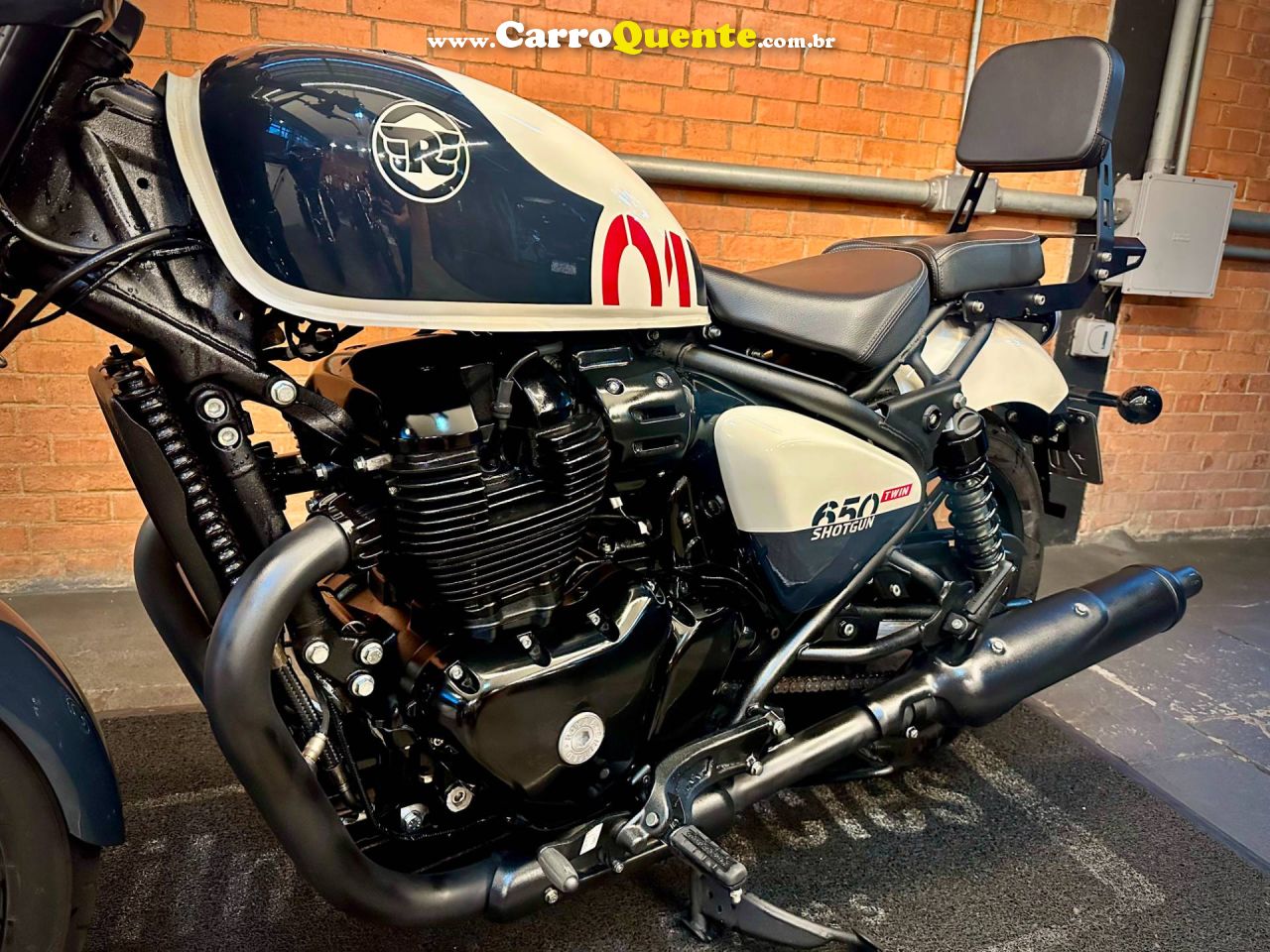 ROYAL ENFIELD SHOTGUN 650 STENCIL WHITE 2026 - Loja