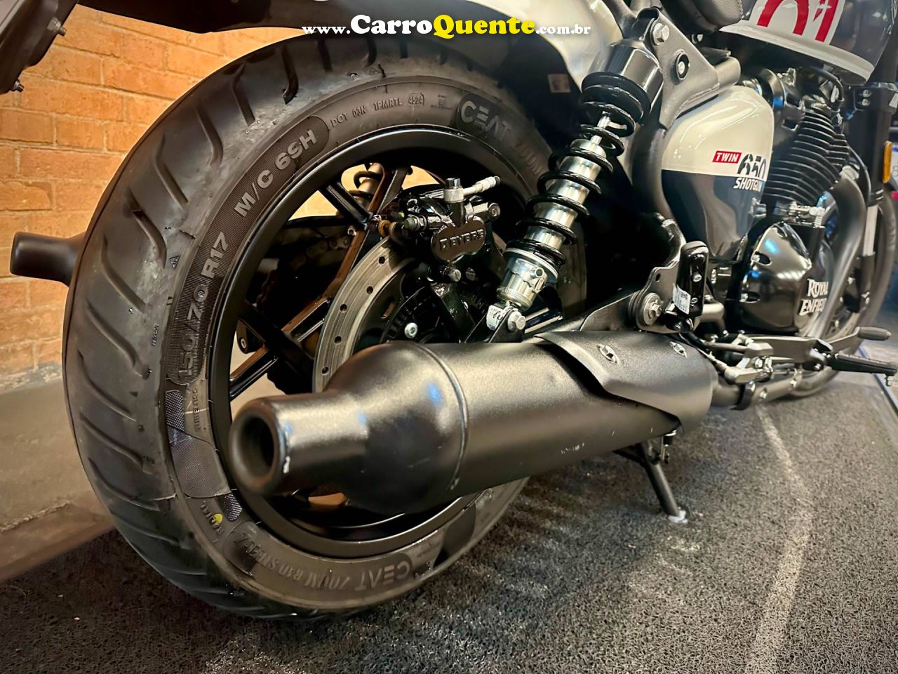 ROYAL ENFIELD SHOTGUN 650 STENCIL WHITE 2026 - Loja