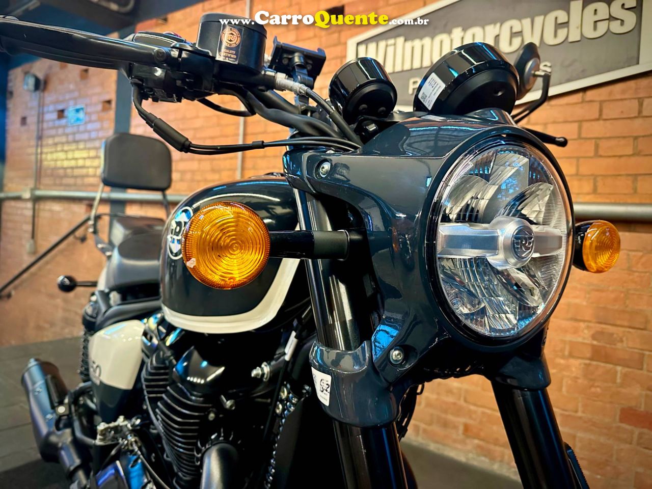 ROYAL ENFIELD SHOTGUN 650 STENCIL WHITE 2026 - Loja